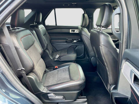 2023 Ford Explorer ST-Line