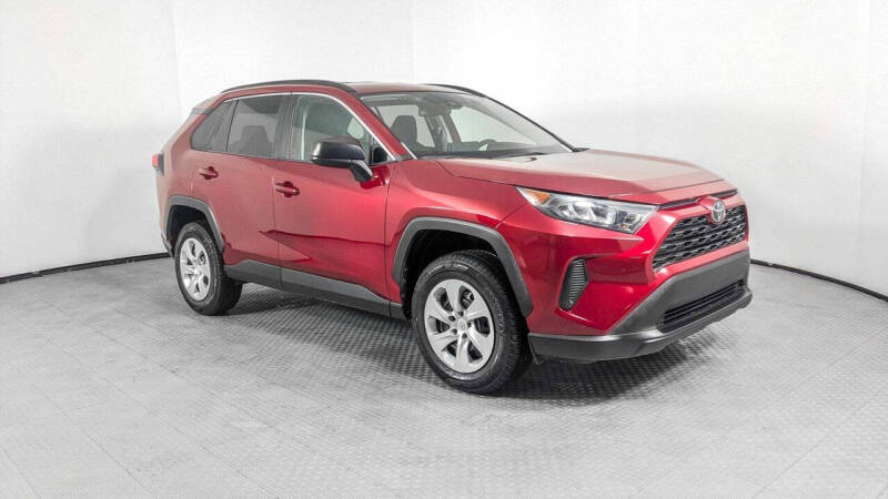 2020 Toyota RAV4 LE