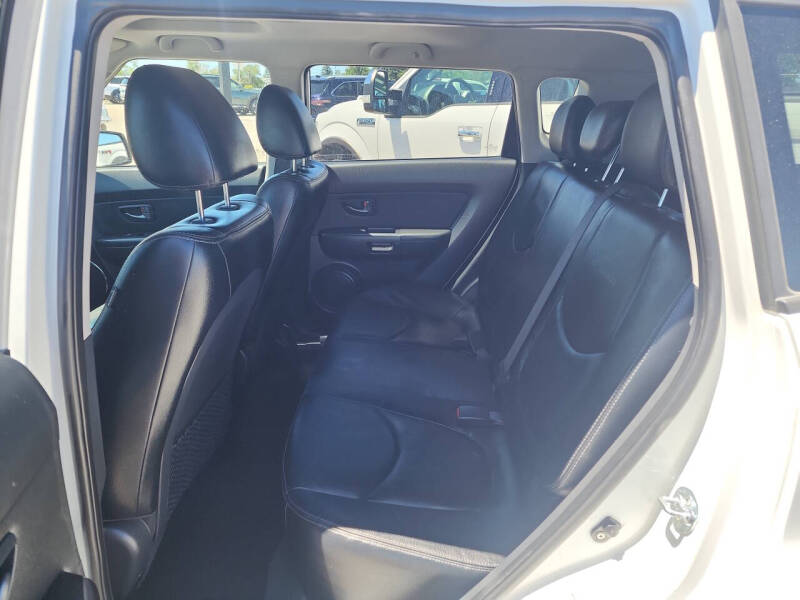 2011 Kia Soul +