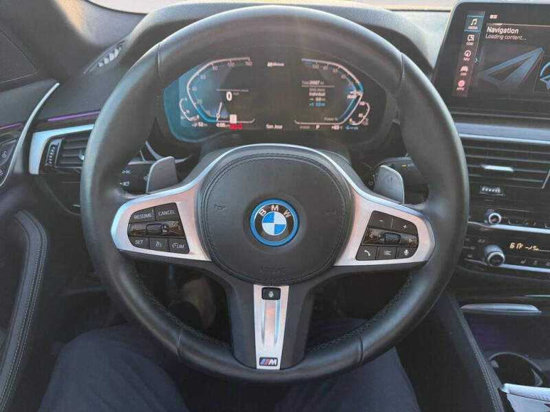 2022 BMW 5 Series 530e