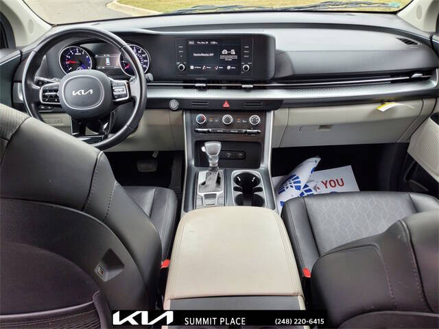 2023 Kia Carnival