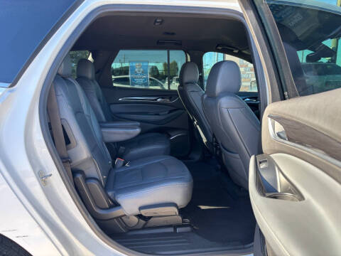 2022 Buick Enclave Essence