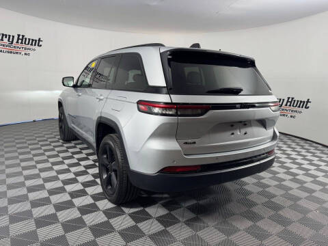 2023 Jeep Grand Cherokee Altitude