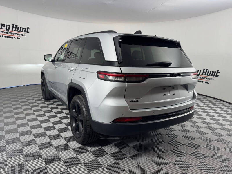 2023 Jeep Grand Cherokee Altitude