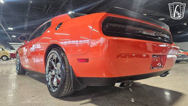 2009 Dodge Challenger SRT8