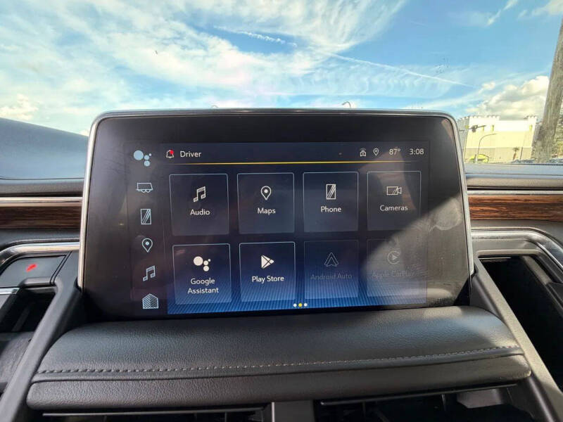 2023 Chevrolet Suburban High Country