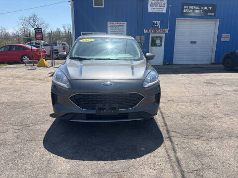 2020 Ford Escape SE