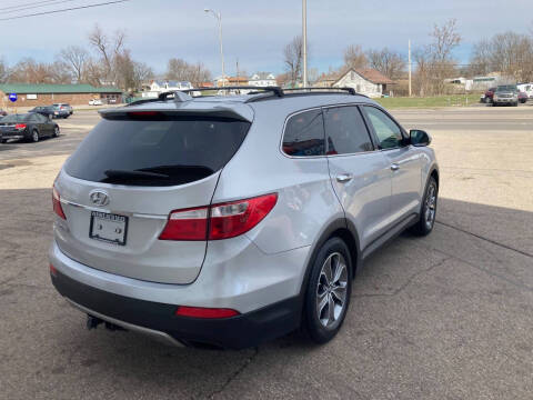 2016 Hyundai Santa Fe SE