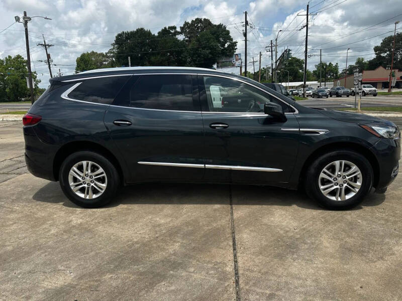 2020 Buick Enclave Essence