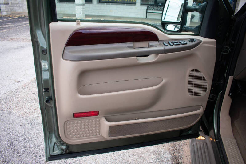 2003 Ford Excursion Eddie Bauer