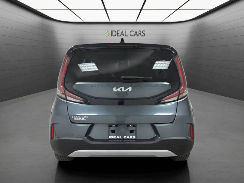 2023 Kia Soul LX