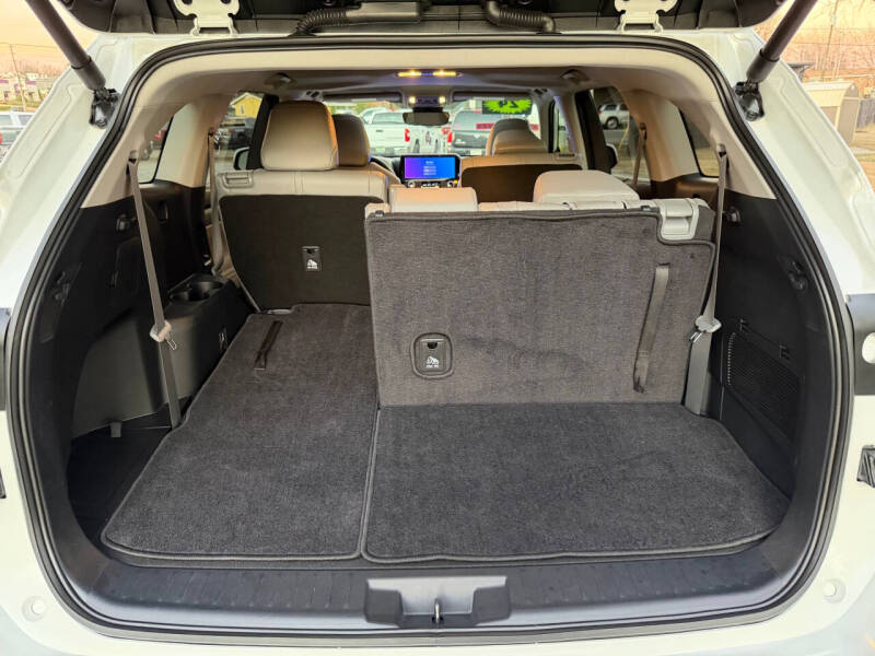 2024 Toyota Highlander