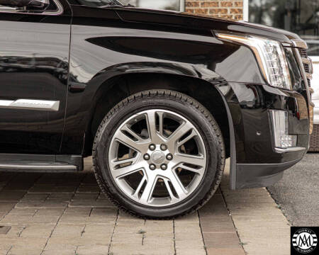 2018 Cadillac Escalade ESV Luxury