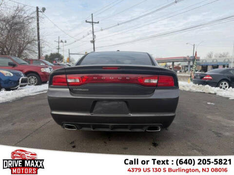 2013 Dodge Charger SE