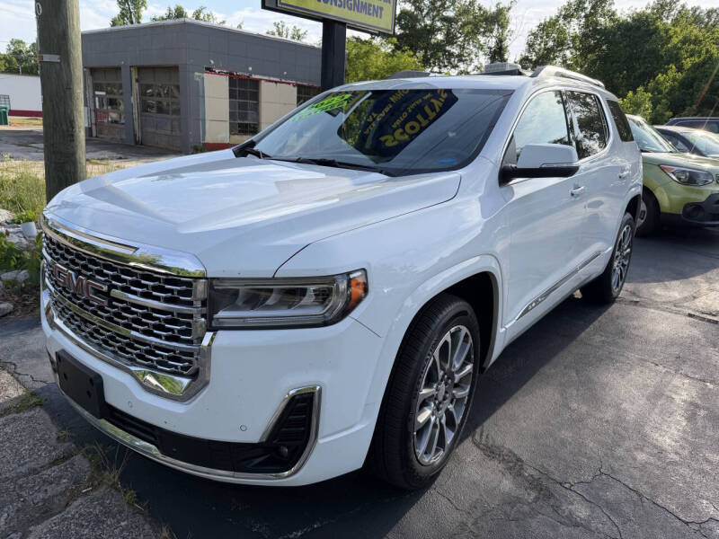 2023 GMC Acadia Denali
