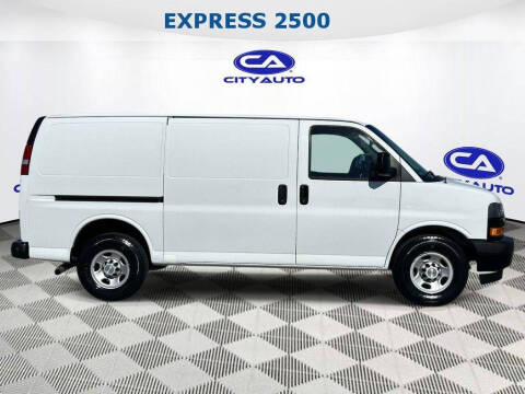 2020 Chevrolet Express 2500