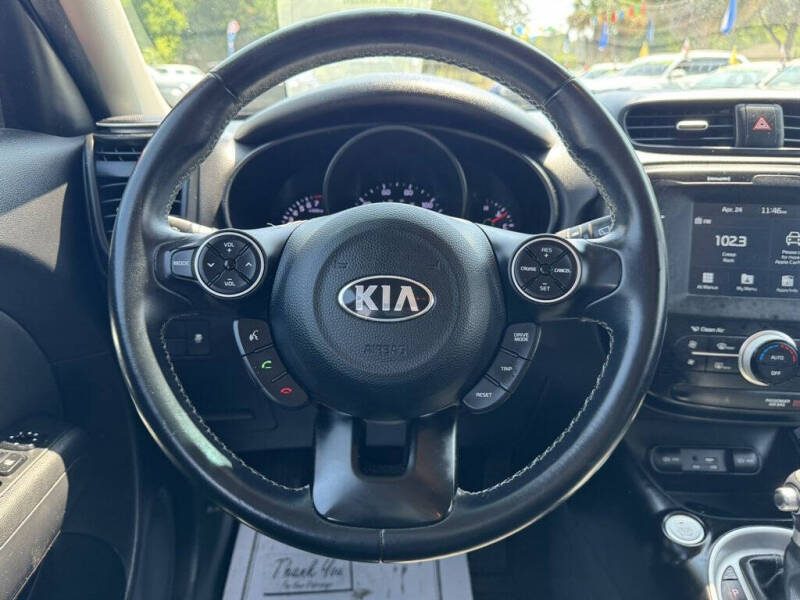 2017 Kia Soul +