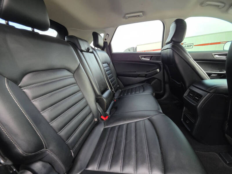 2021 Ford Edge