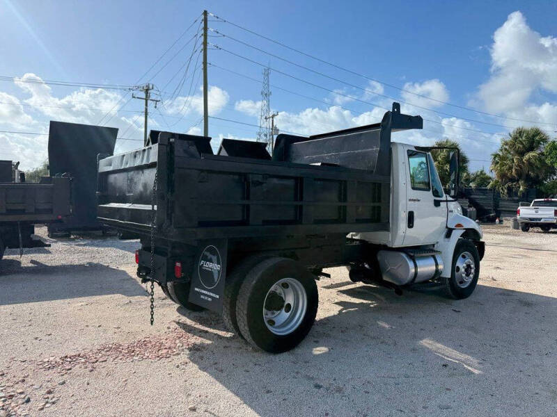 2011 International DuraStar 4300