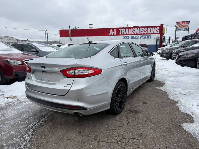 2016 Ford Fusion SE