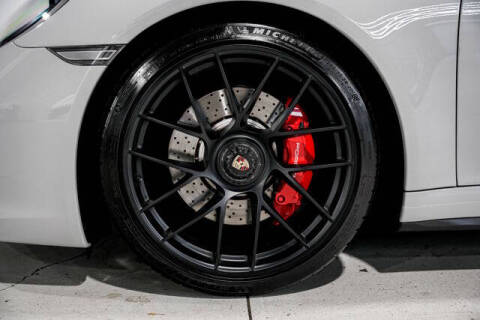 2018 Porsche 911 Carrera GTS