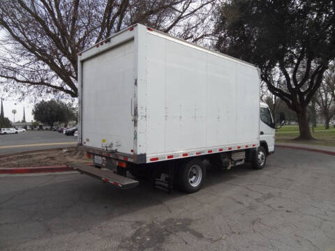 2015 Mitsubishi Fuso FE180