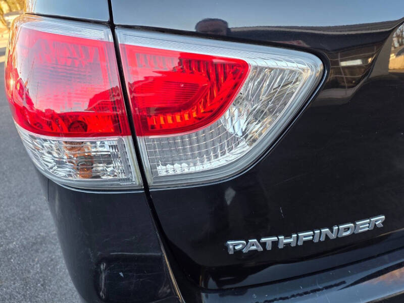 2013 Nissan Pathfinder Platinum