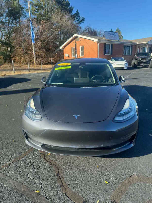 2018 Tesla Model 3 Long Range
