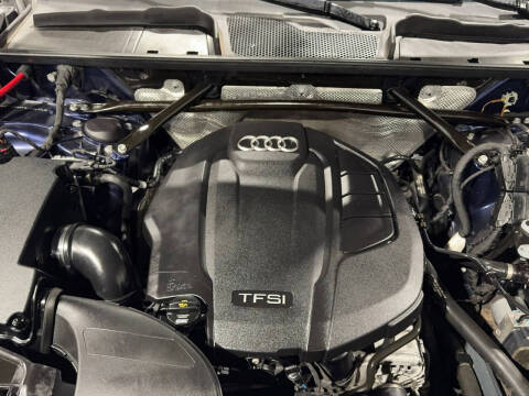 2020 Audi Q5 quattro Titanium Premium 45 TFSI