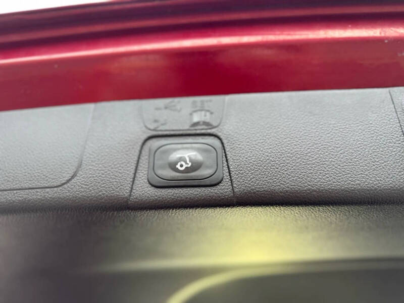 2015 Ford C-MAX Hybrid SE