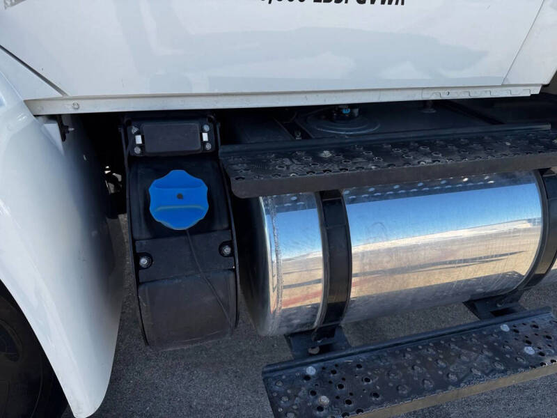 2017 International DuraStar 4300