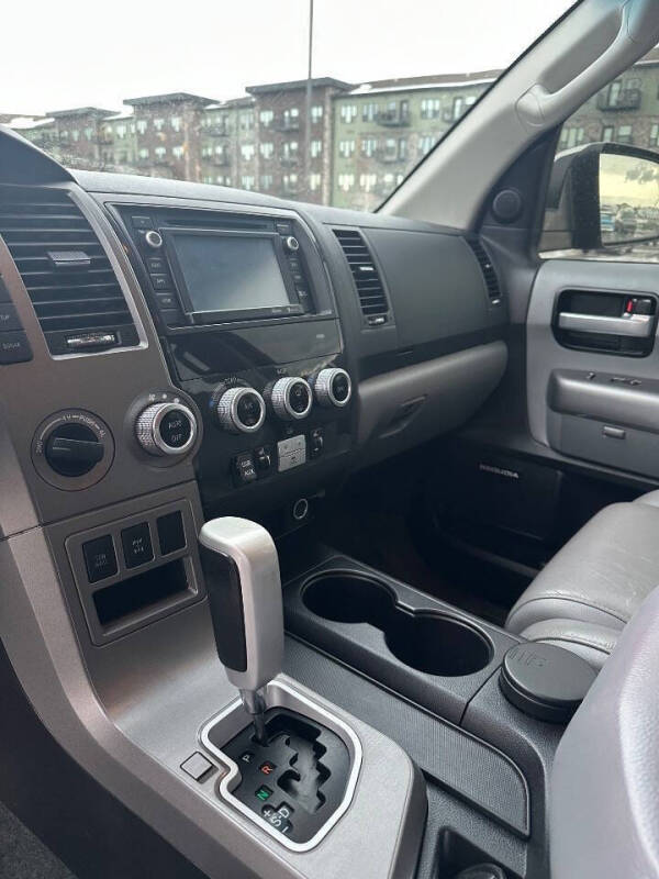 2016 Toyota Sequoia Limited