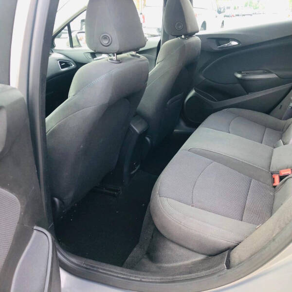 2017 Chevrolet Cruze LT Auto