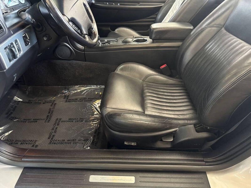 2004 Ford Thunderbird Deluxe