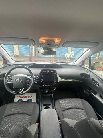 2022 Toyota Prius LE AWD-e