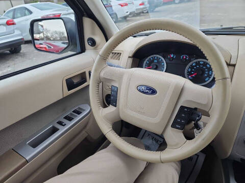 2011 Ford Escape XLT