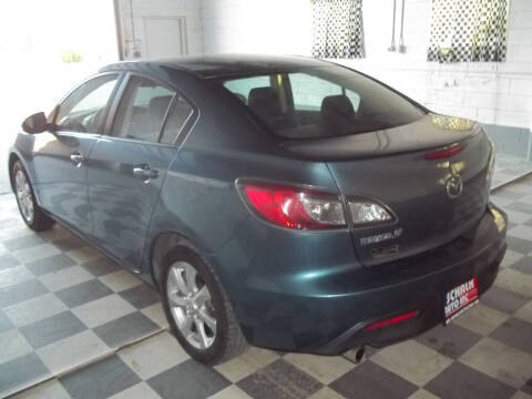 2011 Mazda MAZDA3 i Touring