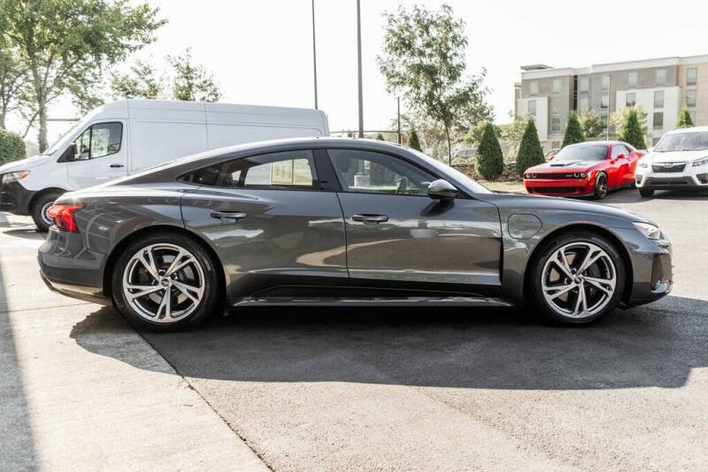 2022 Audi e-tron GT quattro Premium Plus