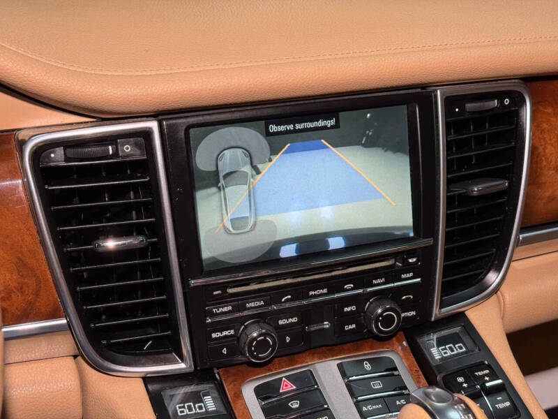 2012 Porsche Panamera