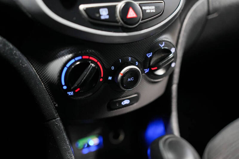 2015 Hyundai Accent GS