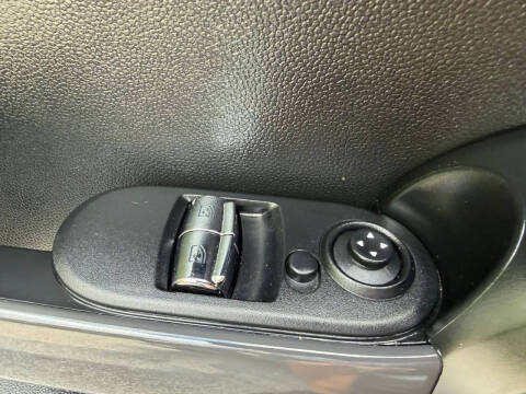 2017 MINI Hardtop 2 Door Cooper