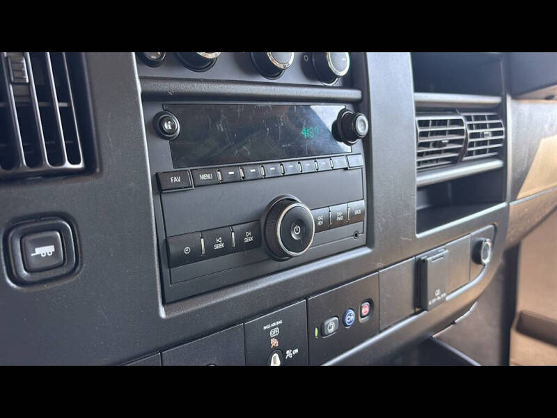 2022 Chevrolet Express 2500