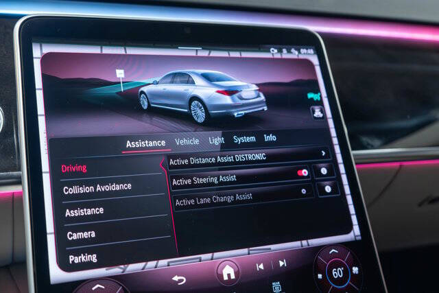 2021 Mercedes-Benz S-Class 33