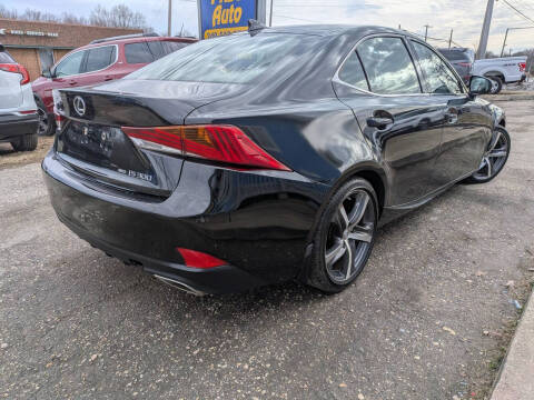 2017 Lexus IS 300