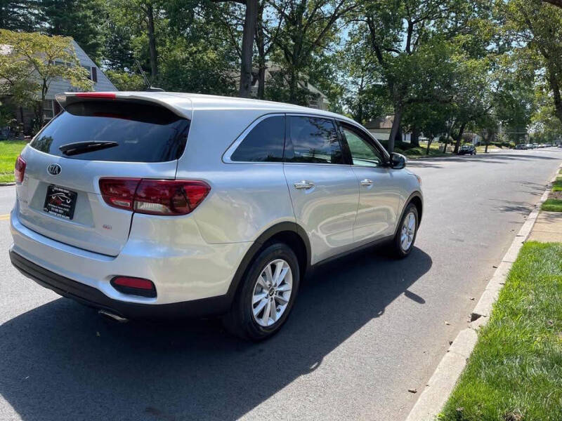 2020 Kia Sorento LX