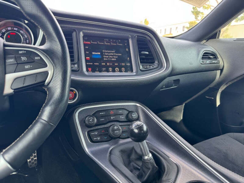 2016 Dodge Challenger SRT 392