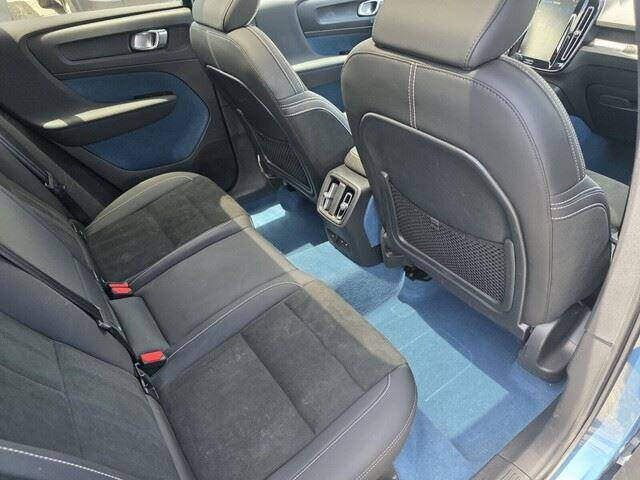 2022 Volvo C40 Recharge Pure Electric P8