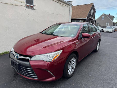 2017 Toyota Camry Hybrid LE