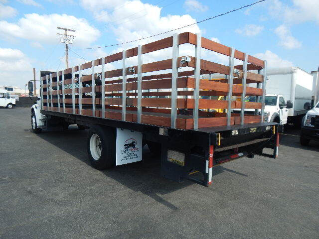 2014 Freightliner M2 106