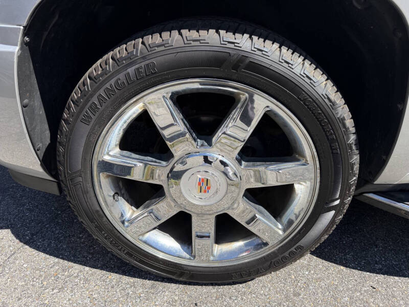 2013 Cadillac Escalade Luxury